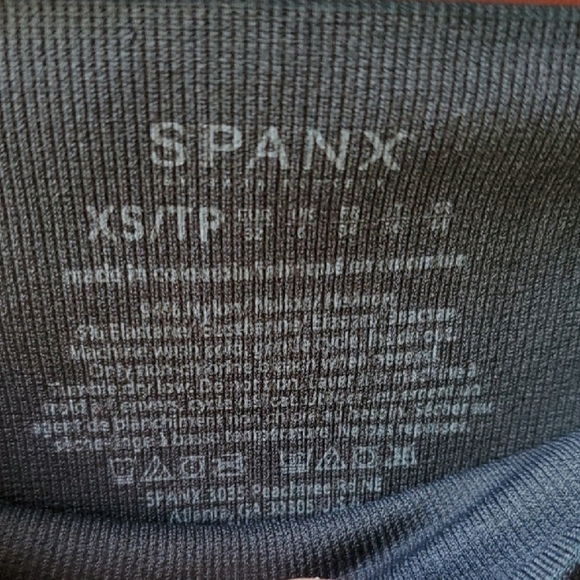 SPANX Gray Shapewear with Mottled Design and Elastic Waistband - Picture 2 of 9